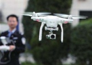 “無(wú)人機交警”規?；蠉?這些本領(lǐng)不可不知