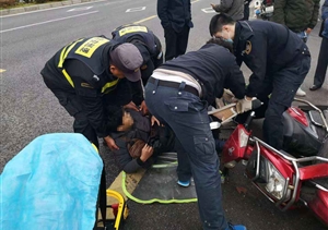 突發(fā)交通事故，應急處置規范 --金橋輔警項目協(xié)助處置交通事故